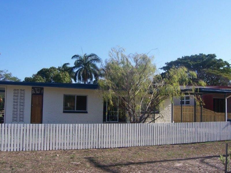 12 Sargeant Street, Gulliver QLD 4812