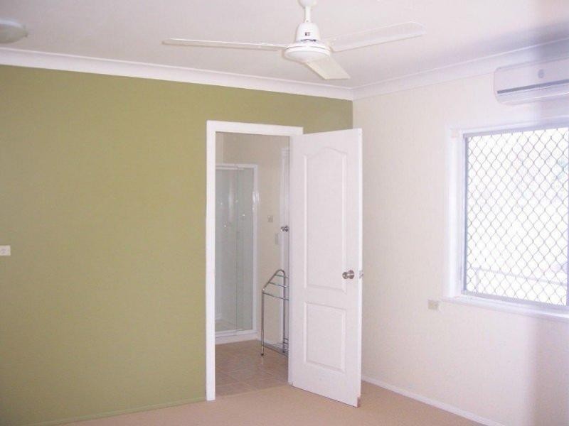 12 Sargeant Street, Gulliver QLD 4812