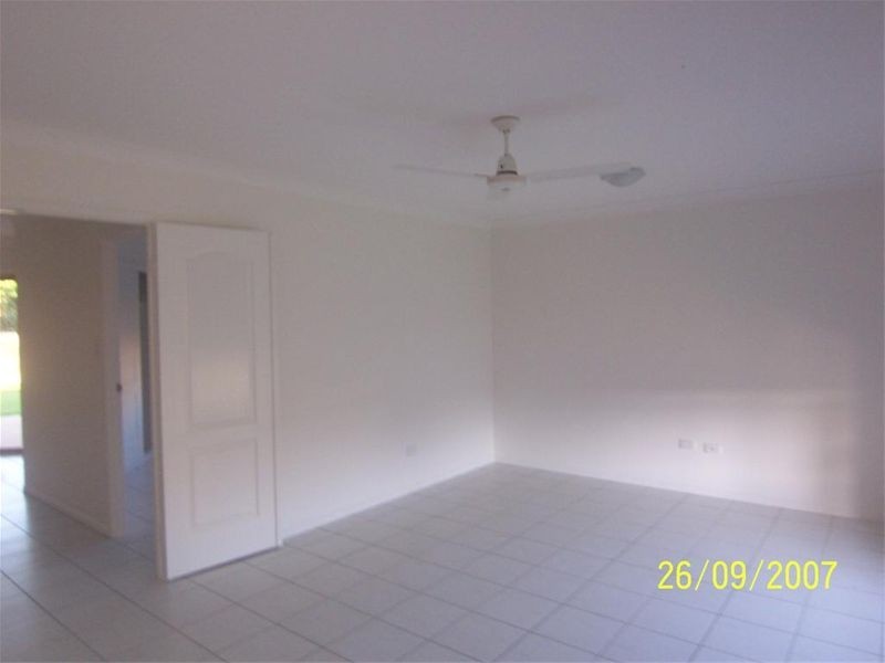 3 Daintree Drive, Bushland Beach QLD 4818