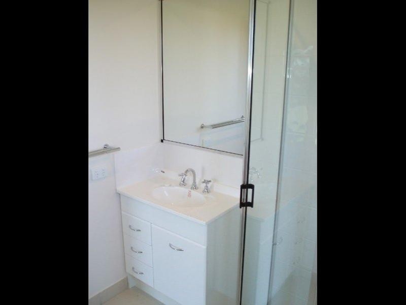 13 Donostia Crescent, Bushland Beach QLD 4818