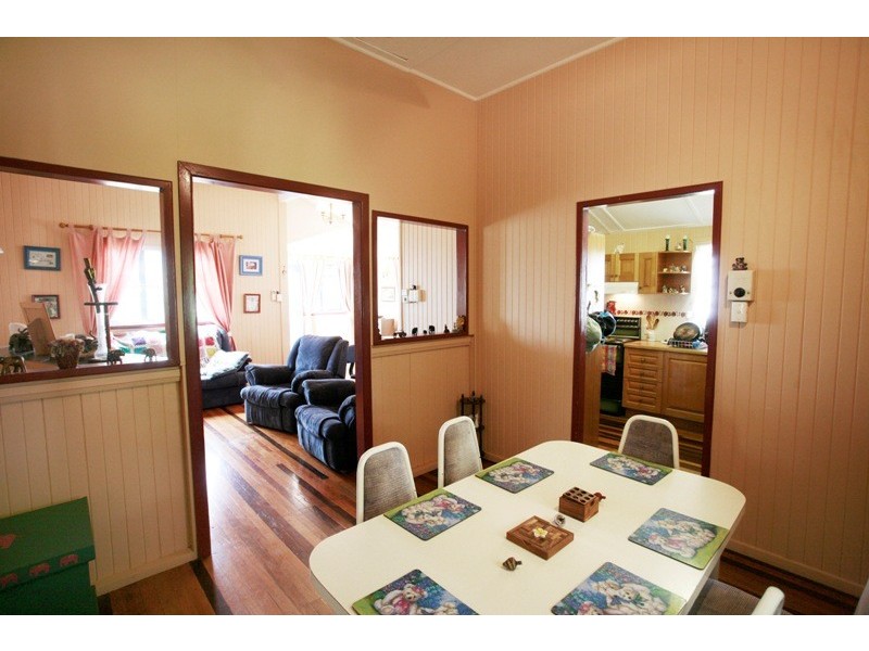 27 Wood Street, Mundingburra QLD 4812