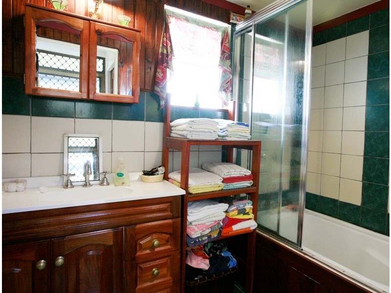 27 Wood Street, Mundingburra QLD 4812