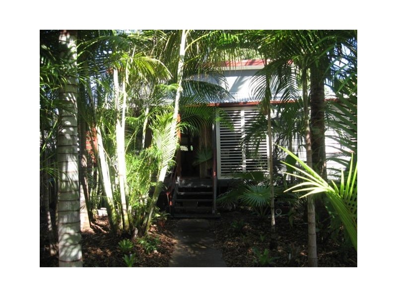 11 Fifth Avenue, South Townsville QLD 4810