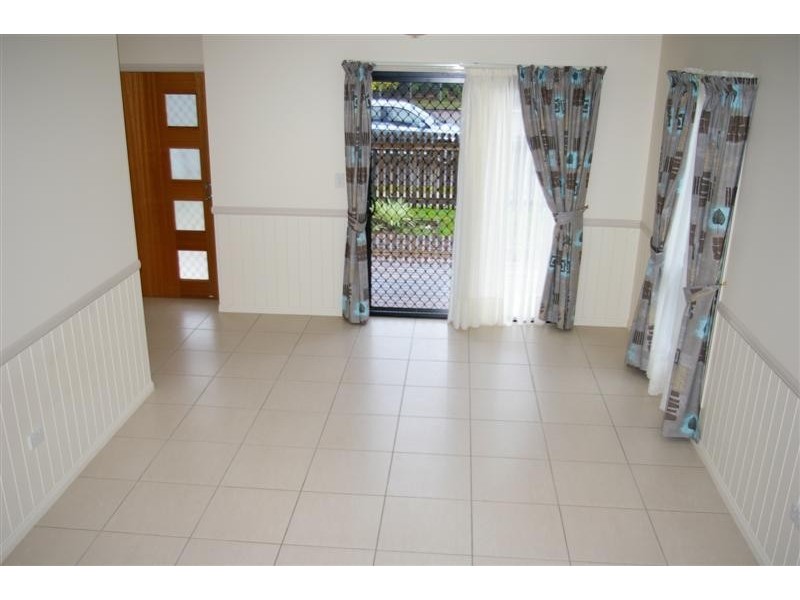 1/97 Livingstone Street WEST End, Townsville QLD 4810