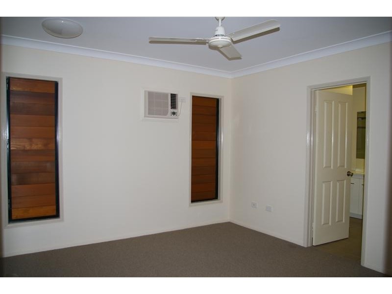 1/97 Livingstone Street WEST End, Townsville QLD 4810