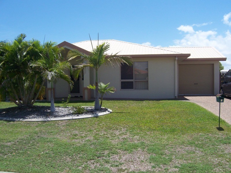 4 Seldon Place, Kirwan QLD 4817