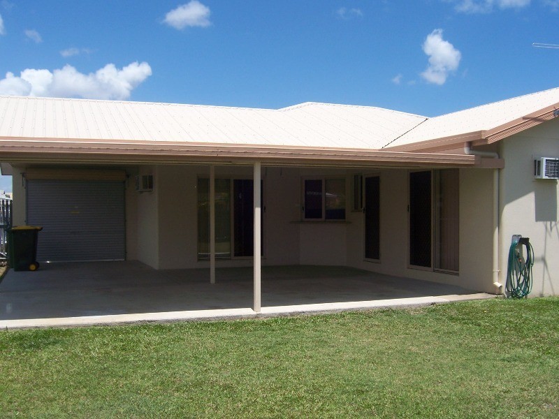 4 Seldon Place, Kirwan QLD 4817