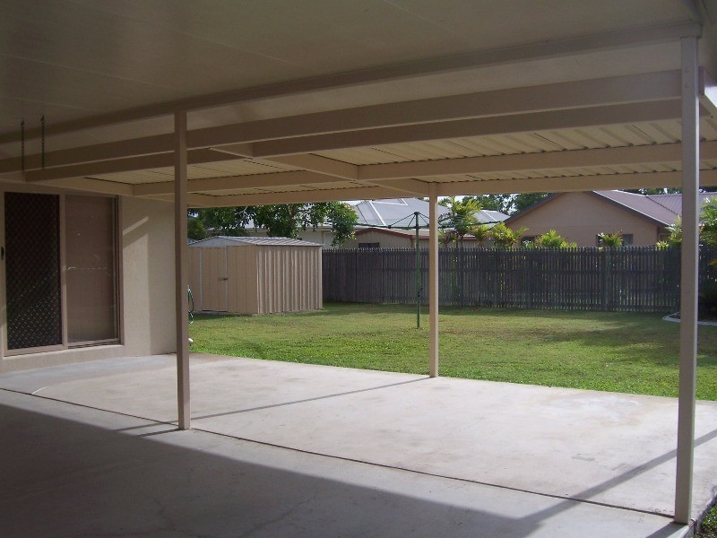 4 Seldon Place, Kirwan QLD 4817