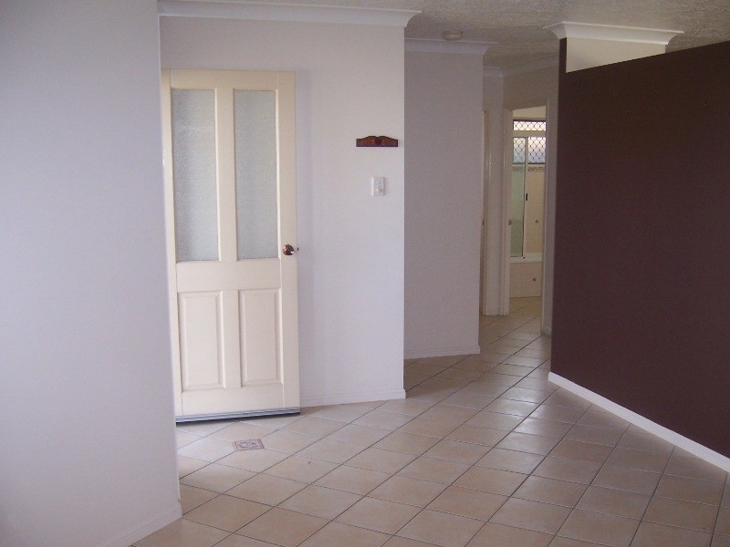 4 Seldon Place, Kirwan QLD 4817