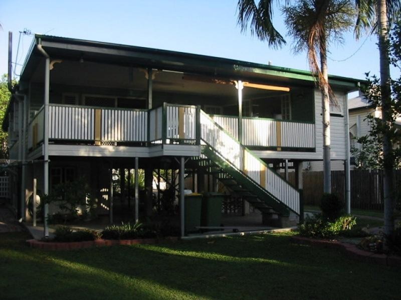 5 French Street, Pimlico QLD 4812