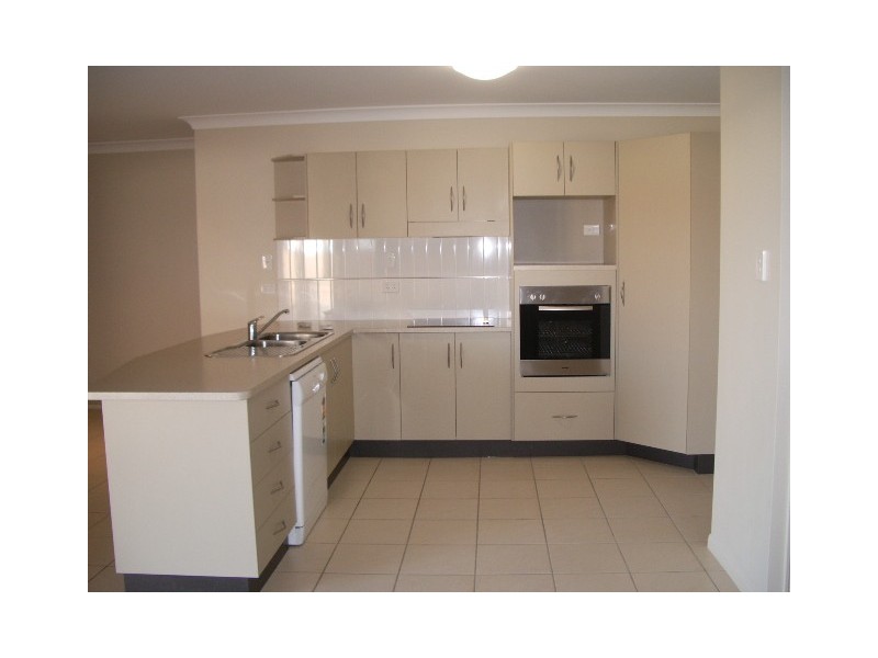 22 Anchorage Circuit, Bushland Beach QLD 4818