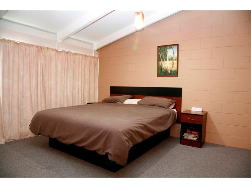 2/39 Cook Street, North Ward QLD 4810