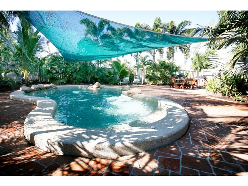 2 Kent Street, Gulliver QLD 4812