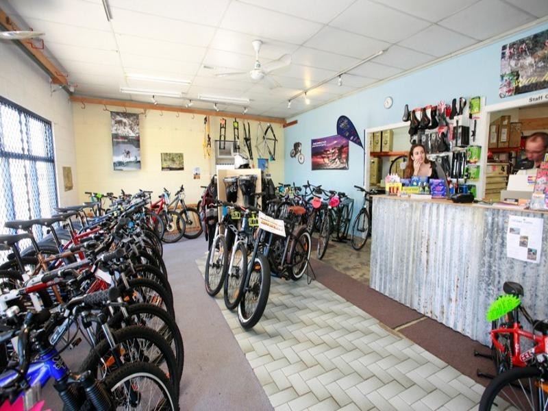 1&2/37 Ross River Road, Mysterton QLD 4812