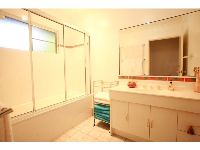 17 Pepperwood Street, Deeragun QLD 4818