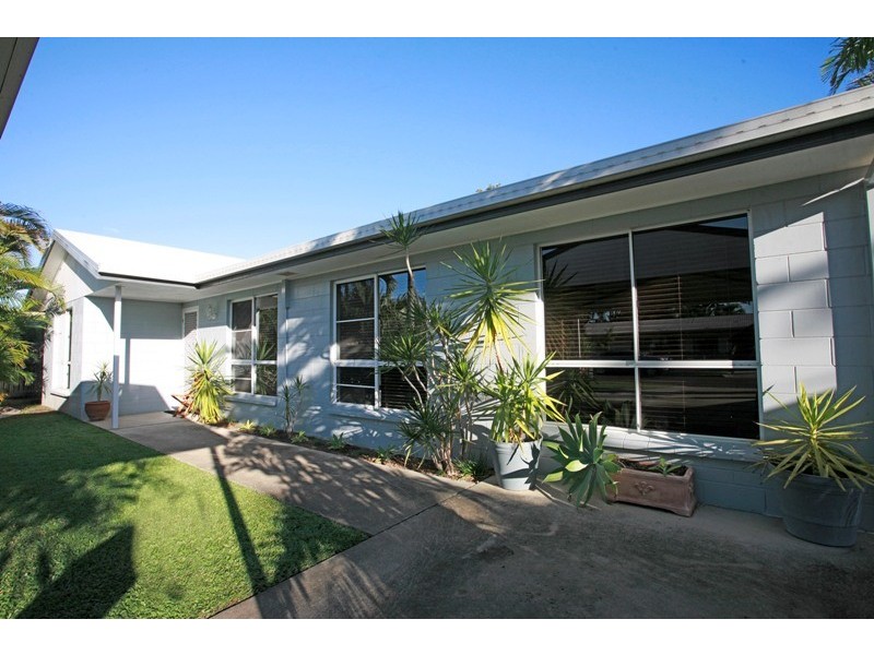 17 Pepperwood Street, Deeragun QLD 4818