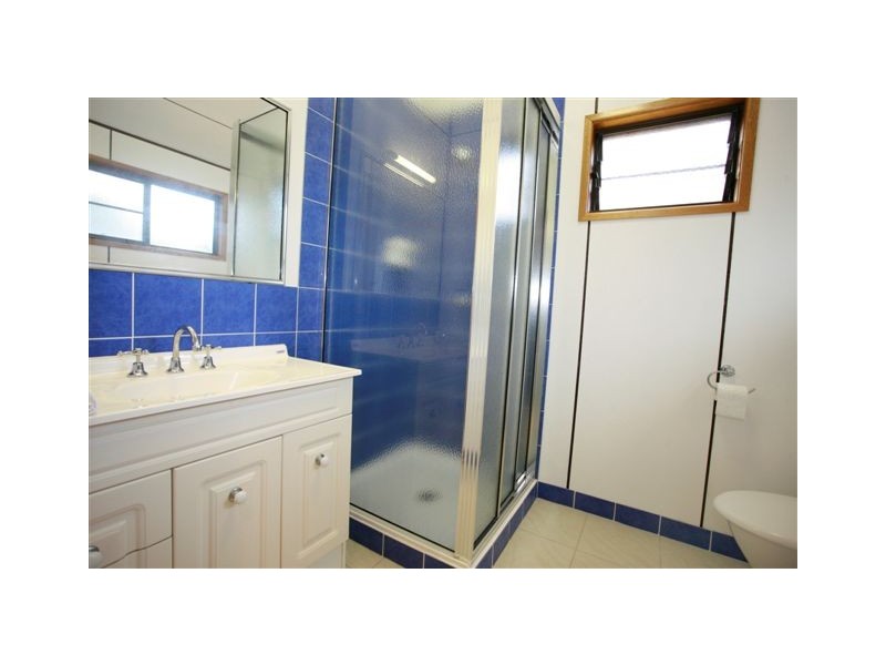 4 The Esplanade, Toolakea QLD 4818