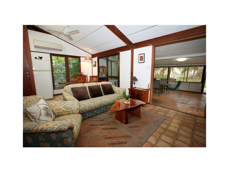 4 The Esplanade, Toolakea QLD 4818