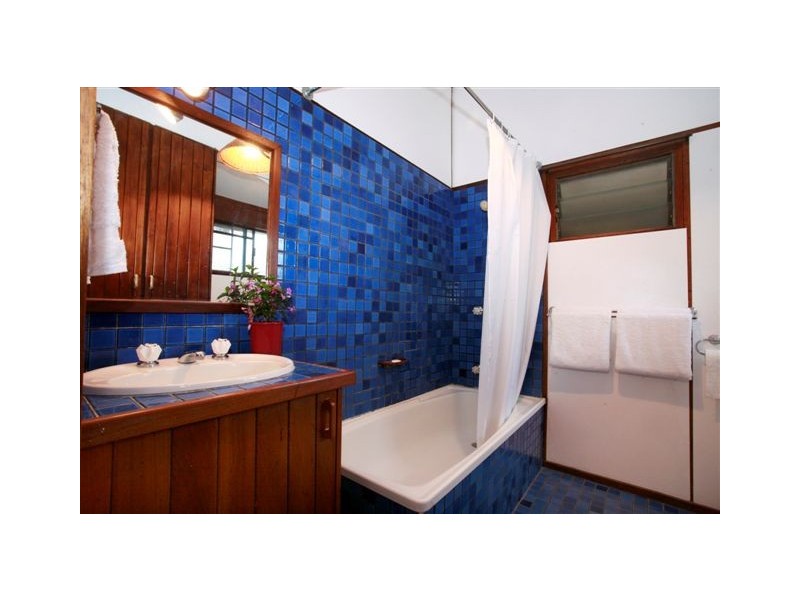 4 The Esplanade, Toolakea QLD 4818