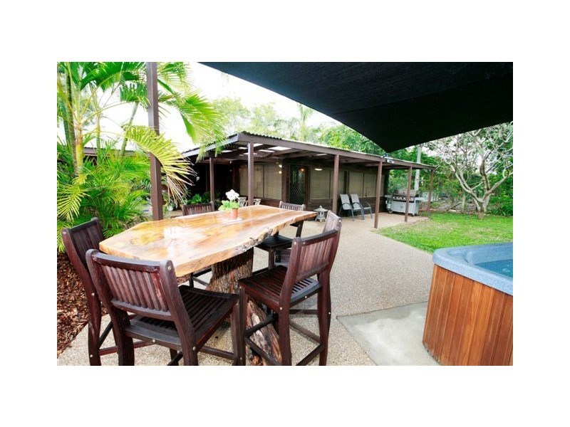 4 The Esplanade, Toolakea QLD 4818