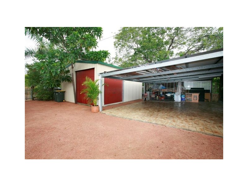 4 The Esplanade, Toolakea QLD 4818
