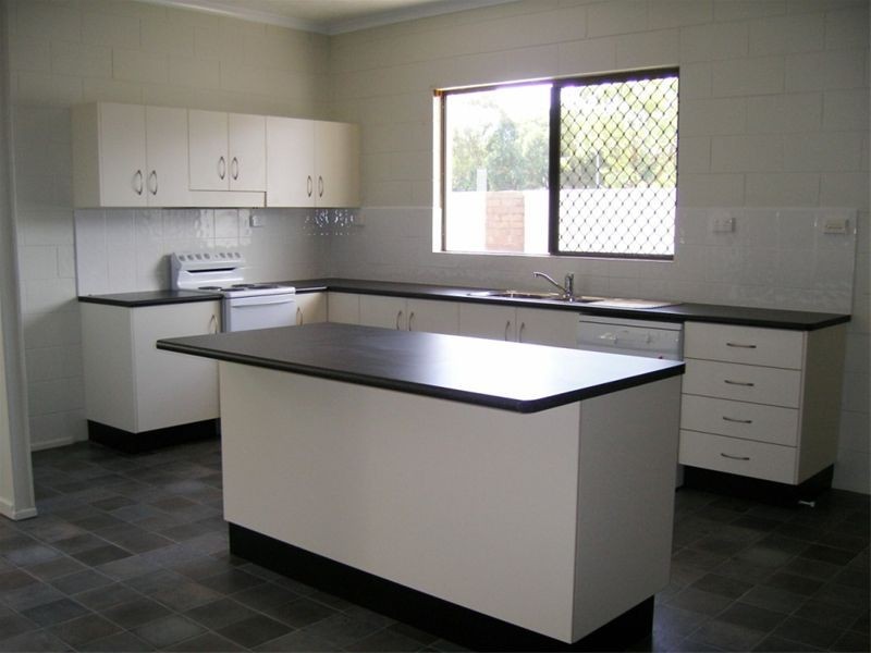 4 Amadio Court, Douglas QLD 4814