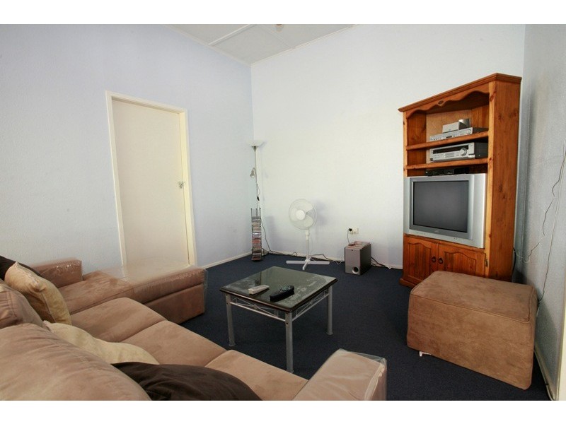 23 Gilbert Crescent, North Ward QLD 4810