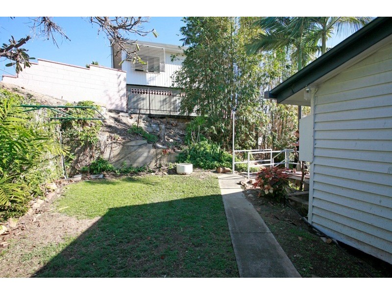 23 Gilbert Crescent, North Ward QLD 4810