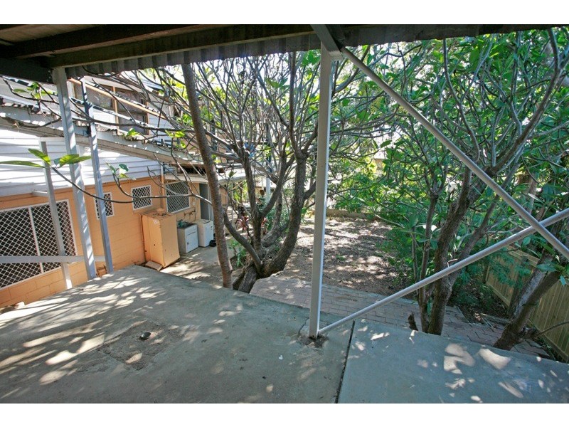 23 Gilbert Crescent, North Ward QLD 4810