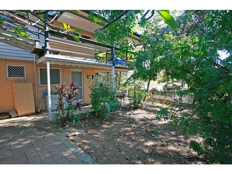 23 Gilbert Crescent, North Ward QLD 4810