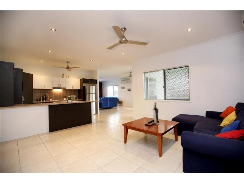 5 Lilydale Pocket FAIRFIELD WATERS, Idalia QLD 4811