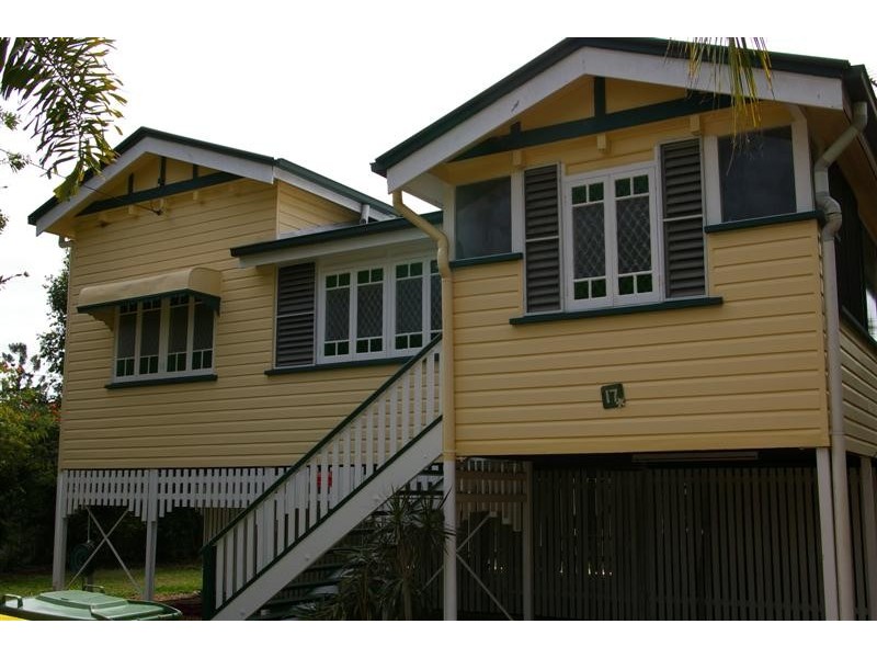 17 Derby Street, Pimlico QLD 4812