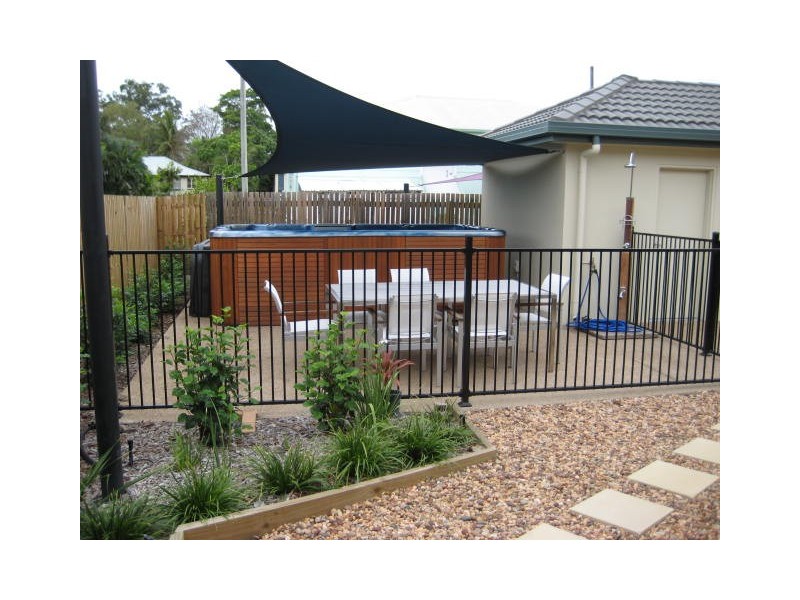 2/53 Findlater Street, Oonoonba QLD 4811