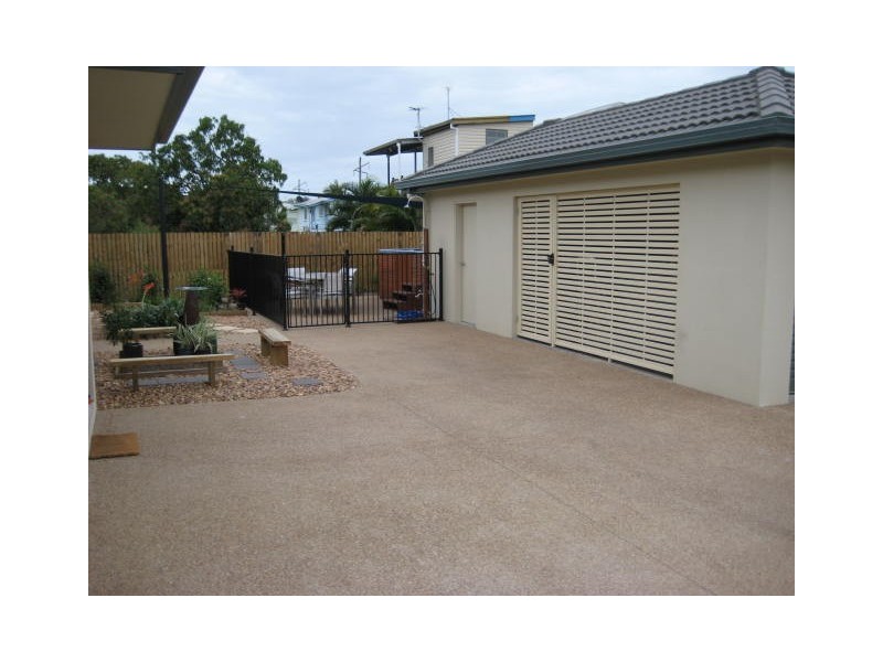2/53 Findlater Street, Oonoonba QLD 4811