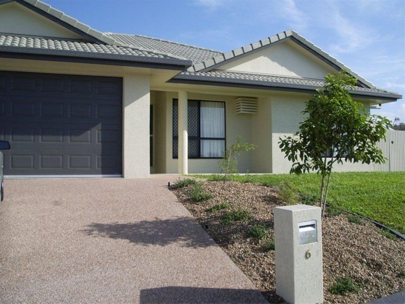 6 Dungurra Place, Bushland Beach QLD 4818