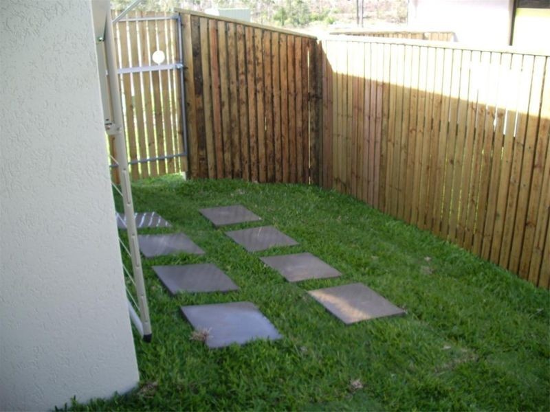 6 Dungurra Place, Bushland Beach QLD 4818