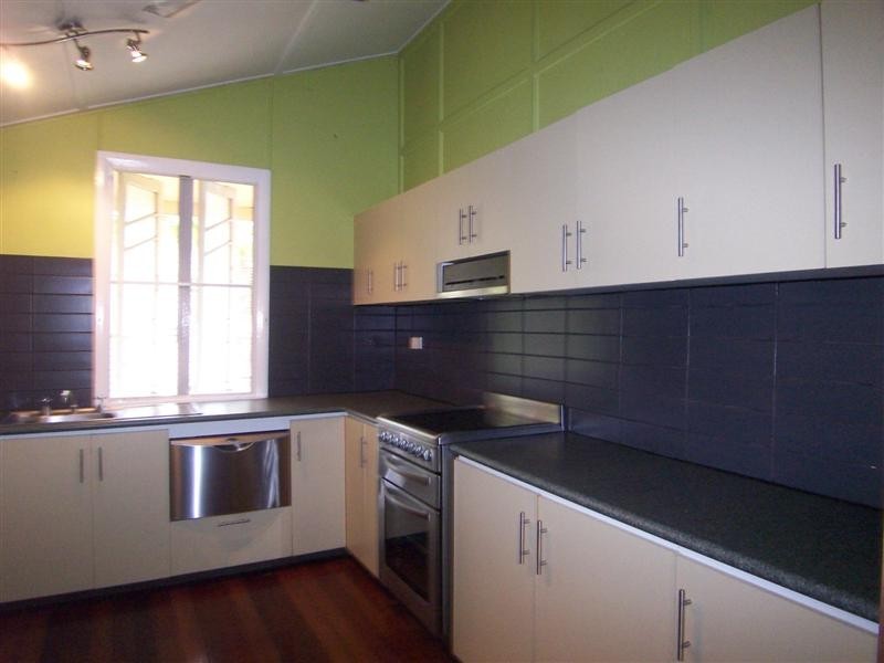 196 Boundary Street, South Townsville QLD 4810