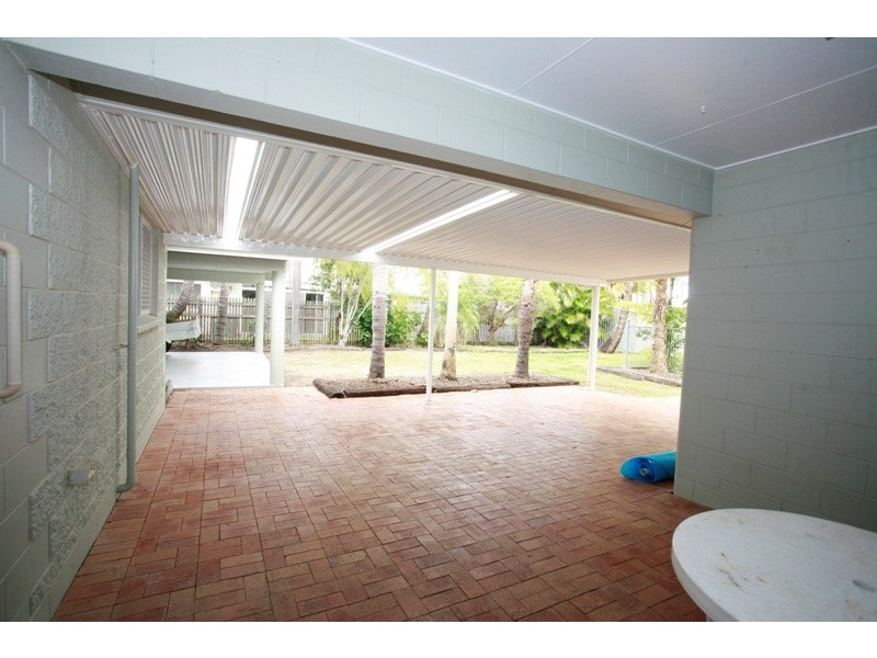 152 Kern Brothers Drive, Kirwan QLD 4817