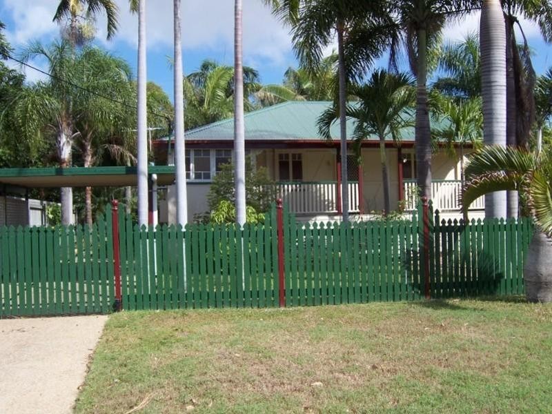 14 Eighth Avenue, South Townsville QLD 4810