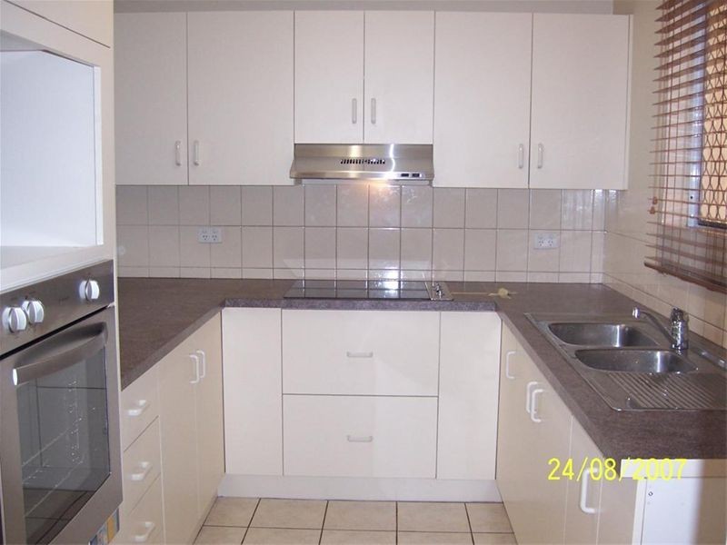 2/8 Gleeson Sreet, Hermit Park QLD 4812