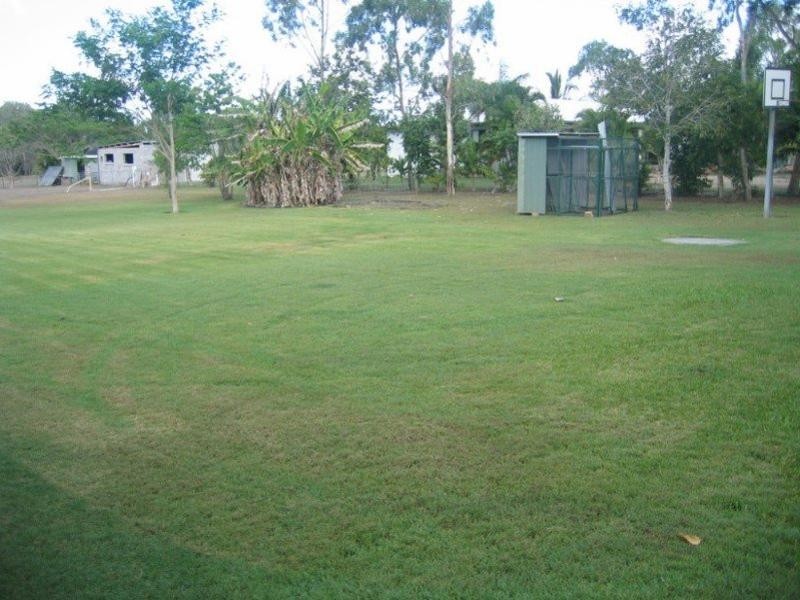 19 Country Road, Nome QLD 4816