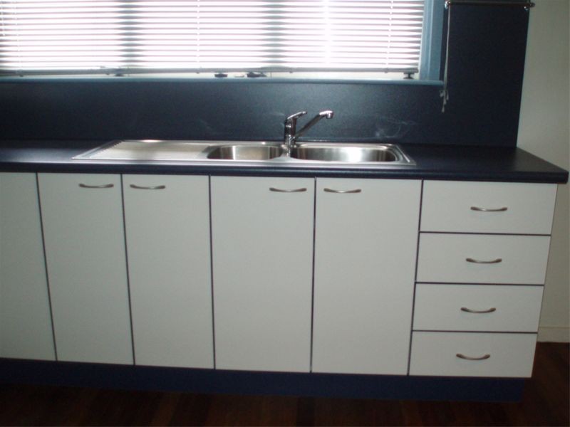 27 Ellimatta Avenue, Cranbrook QLD 4814