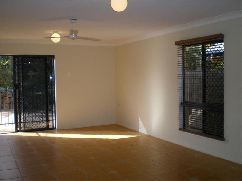 20 Butterfly Crescent, Douglas QLD 4814