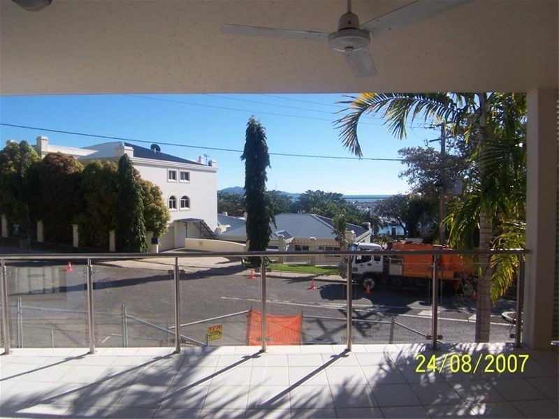 104/3 Melton Terrace, North Ward QLD 4810