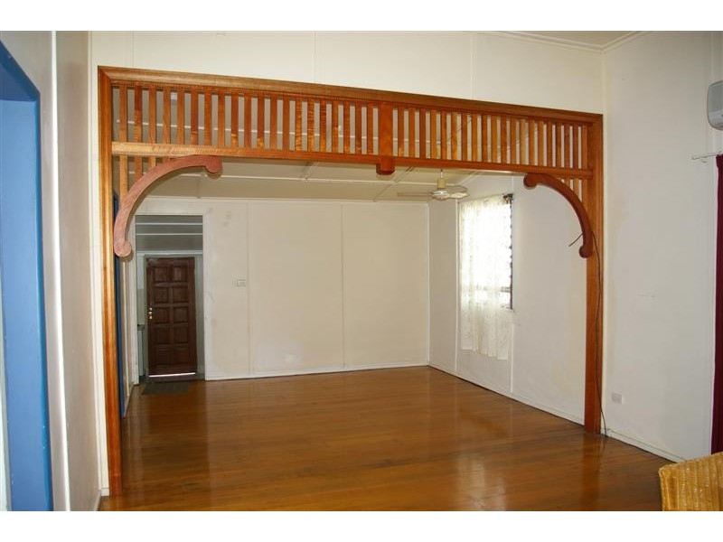 33 Perkins Street, South Townsville QLD 4810