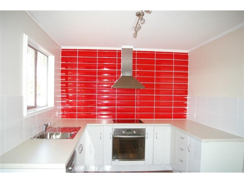 5 Majanna Street, Mount Louisa QLD 4814