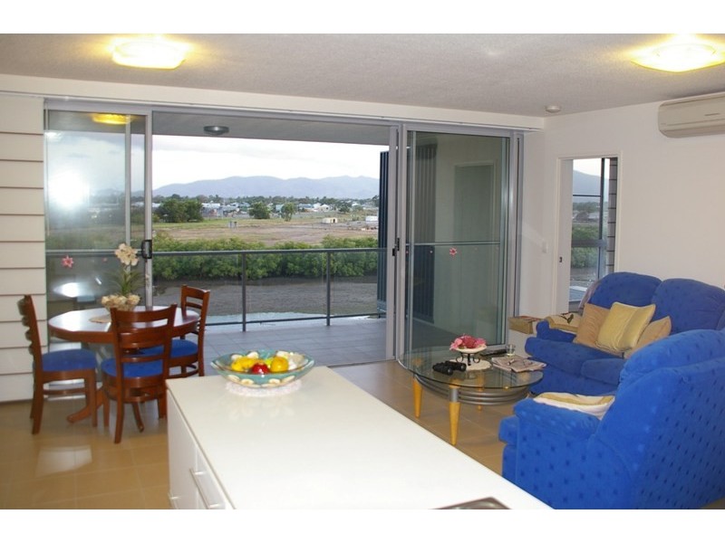 25/8-32 Stanley Street, Townsville QLD 4810