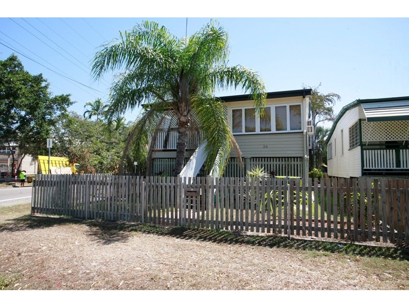 24 Ninth Avenue, Railway Estate QLD 4810