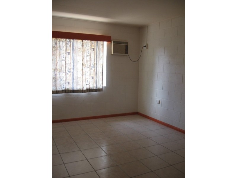 1/10 Palara Street, Currajong QLD 4812