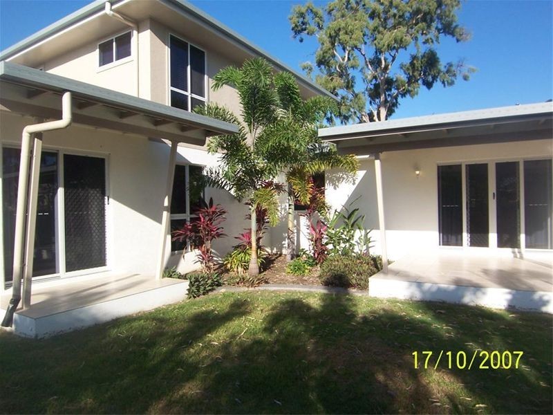 2 Moreton Ash Drive, Douglas QLD 4814